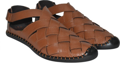 

Strive Men Tan Sandals