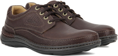 

Clarks NATURE THREE MAHOGANY LEATHER Corporate Casual For Men(Brown