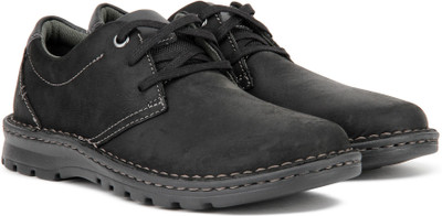 

Clarks Vanek Plain Casual For Men(Black, Black leather