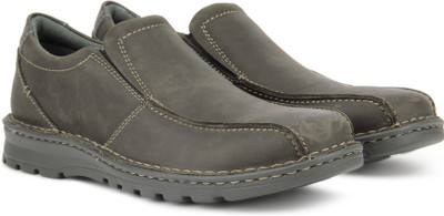 

Clarks Vanek Step Casuals For Men(Olive, Dark brown lea