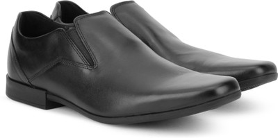 

Clarks Glement Slip Slip On For Men(Black, Black leather