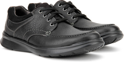 

Clarks Cotrell Edge Casual Shoe For Men(Black, Black oily lea