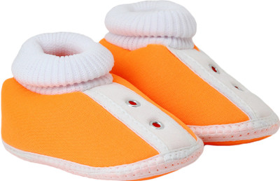 

Neska Moda Stud 6 To 18 Month Baby Booties(Toe to Heel Length - 12 cm Orange)