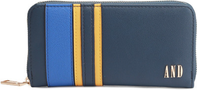 

AND Casual Blue Clutch