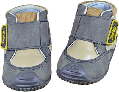 

Revolt India Boys Velcro Casual Boots(Brown