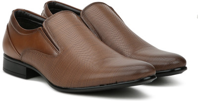 

Bata MORGAN SLIPON Slip On For Men(Brown, Tan