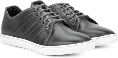 

Bata CARLSON casuals For Men(Black, Blue
