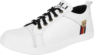 

AMJ White Casual Sneakers Canvas Shoes For Men(White