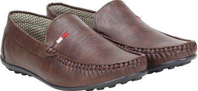 

Koxko Foot Voice Comfortable Faux Leather Loafers For Men(Brown