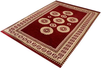 

The Fresh Livery Maroon Chenille Carpet(152 cm X 215 cm)