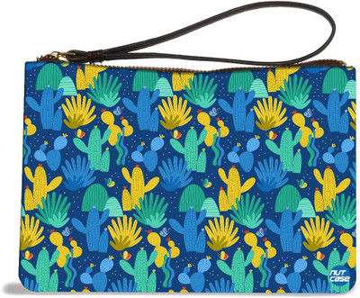 

Nutcaseshop Cactus Décor Pouch(Multicolor)
