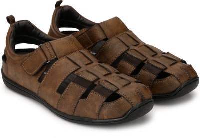 

Provogue Men Brown Casual