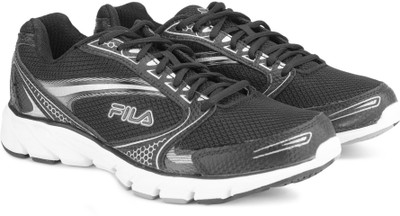 

Fila FLIGHTSCAPE Running Shoes For Men(Black, Silver, Blk/blk/met sil