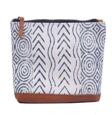 

jaipurtextilehub Hand-held Bag(White)
