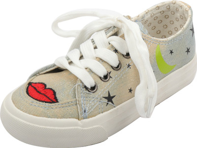 

Yellow Bee Girls Lace Sneakers(Beige