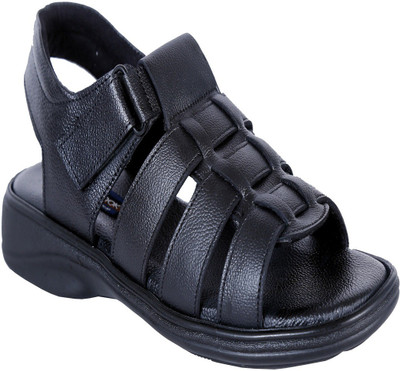 

Shoebook Men Black Flats