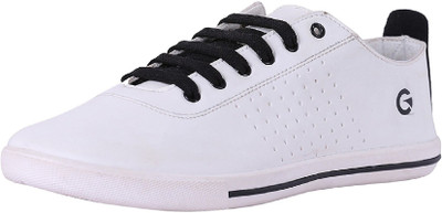 50 OFF on Globalite Globalite Casual Canvas Shoe for Men s