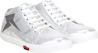 

Kraasa Sneakers For Men(Silver