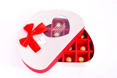 

Skylofts 18pc Stylish Oval Red & White chocolates gift box for friends and family Bars(190 g)