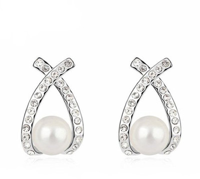 DeeeVam White Pearl Earring For Women Pearl Metal Stud Earring