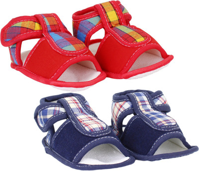 

Neska Moda Checks 0 To 12 Month Baby Booties(Toe to Heel Length - 12 cm Blue, Red)