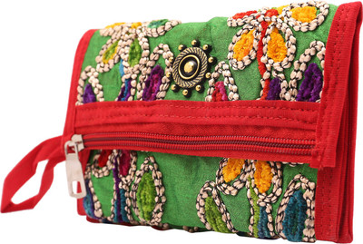 

Craft Trade Party Green Clutch