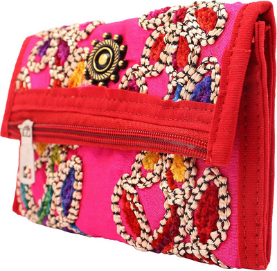 

Craft Trade Party Pink Clutch