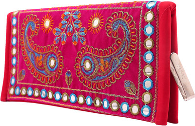 

Craft Trade Party Red Clutch