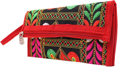 

Craft Trade Party Black Clutch