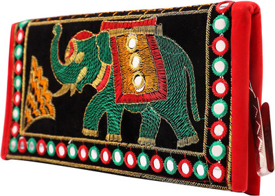 

Craft Trade Party Black Clutch