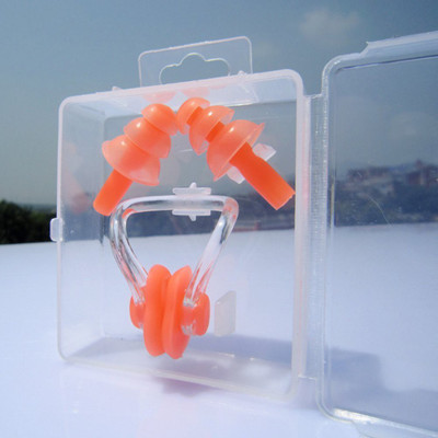 

QUINERGYS â¢ Carrot orange - Practical Waterproof Silica Gel Swimming Earplugs Nose Clip Ear Nose Protector Swimming Suit Ear Plug & Nose Clip(Orange)