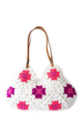 

Saaheli Messenger Bag(Multicolor)