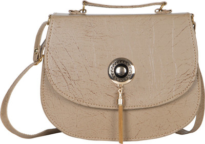 

MODO CALDO Women Casual Beige PU Sling Bag