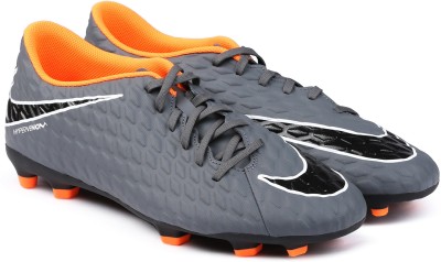 Nike PHANTOM 3 CLUB FG Football Shoes For Men(Grey)