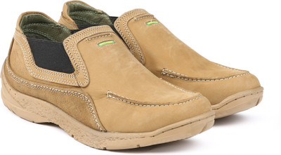 

Red Chief Leather Outdoor shoes For Men(Brown, Rust