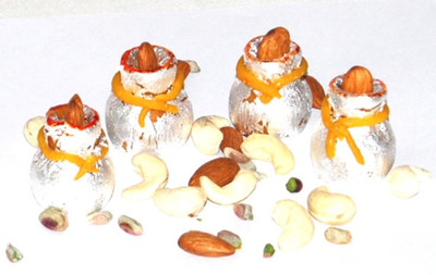 

Ghasitaram Gifts Mango Sugarfree Pots(400 g, Box)