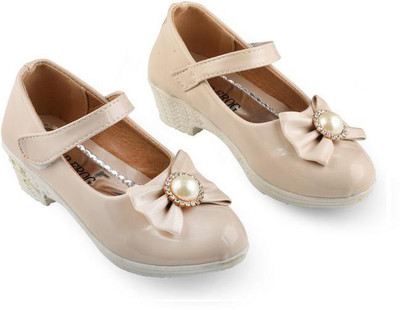 

L.K.Vyapaar Pvt Ltd Girls Strap Ballerinas(Beige