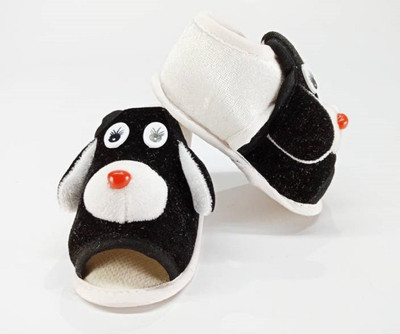 

Fly Kids Anti-skid Small checks slip on booties for 0 to 6 months baby Booties(Toe to Heel Length - 12 cm Multicolor)