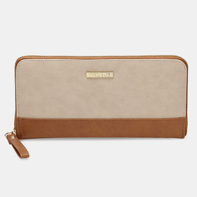 

Cara Mia Casual Tan, Beige Clutch, Beige;tan