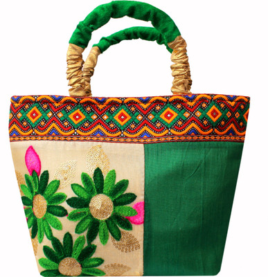 

Milan's creation Hand-held Bag(Green)