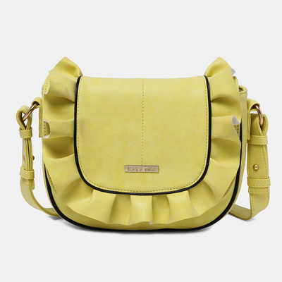 

Cara Mia Sling Bag(Yellow)
