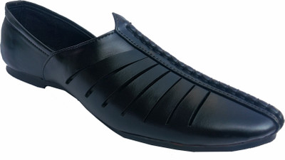 

Roopray Men Black Sandals