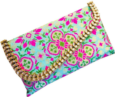 

Craftbazaar Party Green Clutch