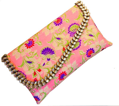 

Craftbazaar Party Pink Clutch