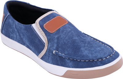 

RockSoft Canvas Shoes Canvas Shoes For Men(Blue