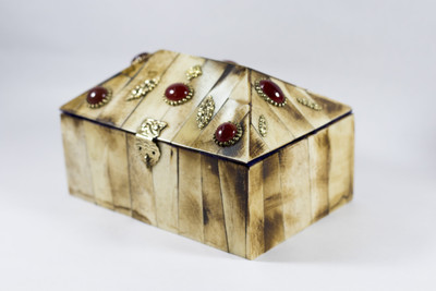 

Dharohar The Art from Heart Bone made Jewellery Box Jewellery, Storage Vanity Box(Brown)