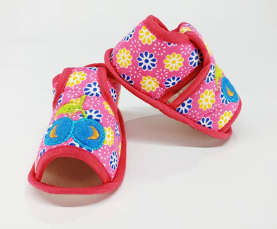 

Fly Kids Anti-skid Small checks slip on booties for 0 to 6 months baby Booties(Toe to Heel Length - 12 cm Multicolor)