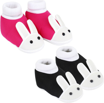 

Neska Moda Rabbit 18 To 24 Months Baby Booties(Toe to Heel Length - 15 cm Pink, Black), Black;pink