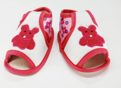 

Fly Kids Anti-skid Small checks slip on booties for 0 to 6 months baby Booties(Toe to Heel Length - 12 cm Multicolor)