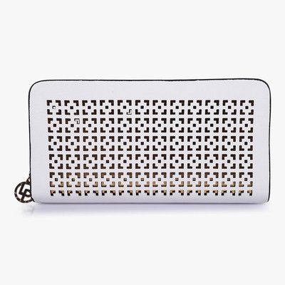 

Lino Perros Casual White Clutch